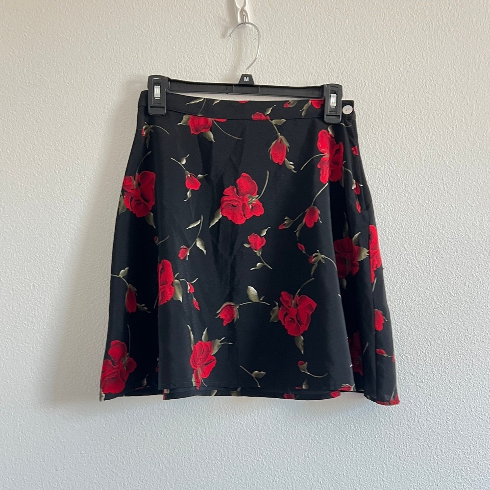 Vintage Floral 90s Jay Jacobs Red Rose Print A-Line Black Mini Skirt 9 Soft Goth